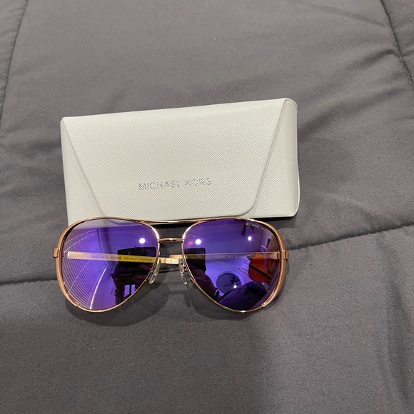 Michael Kors Sunglasses - Picture 2 of 4